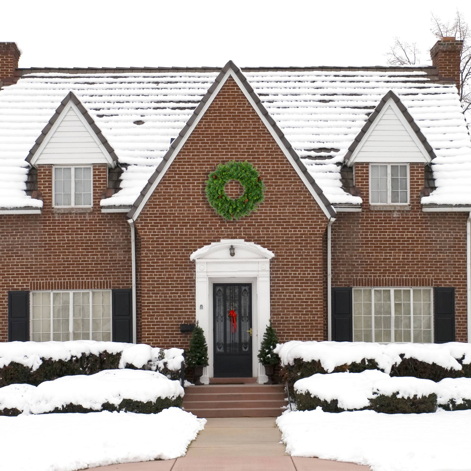 42" Cheyenne Pine Christmas Wreath